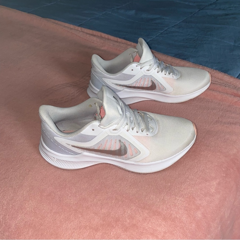 Women’s Nike Downshifter Running Shoes 8.5
